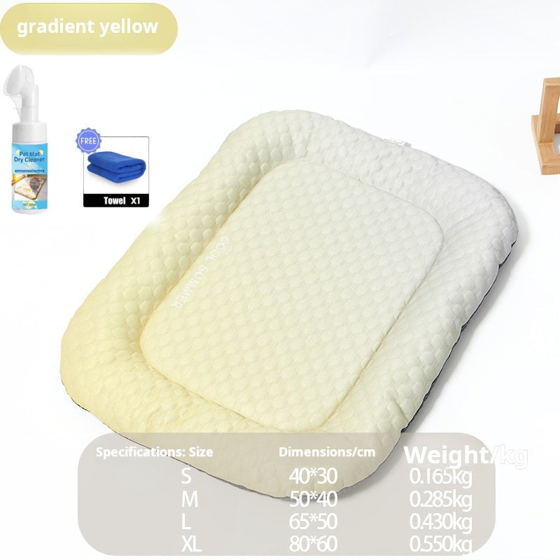🐶🐱Pet Cooling Pad Mat for Dogs and Cats - Ice Silk Summer Cool Bed Blanket in Gradient Colors, Breathable Soft Sleeping Cushion for Indoor Floors Sofas